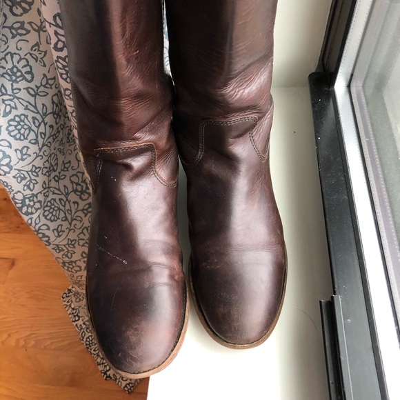 FRYE Melissa Button Boots - Dark Brown - 8.5 - Picture 3 of 7